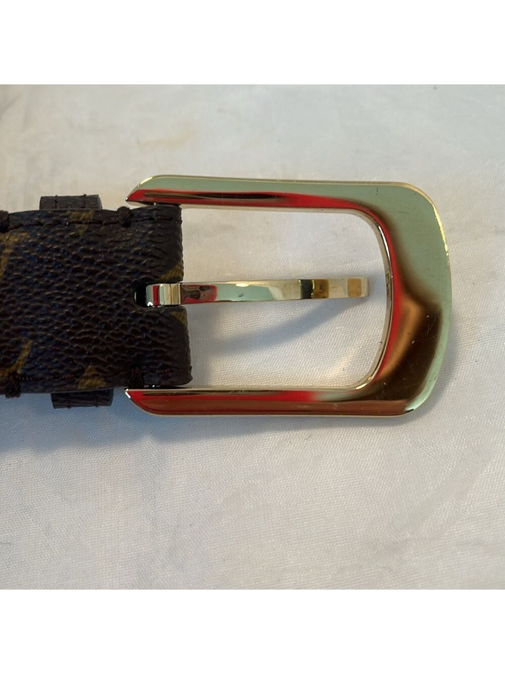 Louis Vuitton Monogram Ellipse Belt - Picture 8 of 9